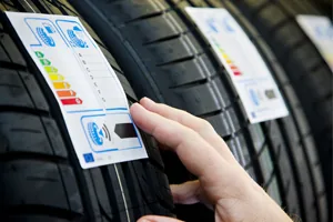 neumaticos etiquetas normativa automocion impresoras de etiquetas